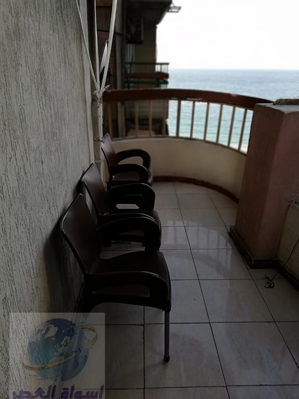 شقة للبيع بميامى -الاسكندرية -الدور٧-رؤية جانبية للبحر